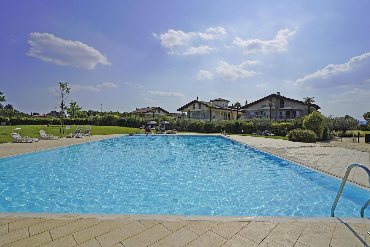 Giulia Luxury Apartment Sirmione Luaran gambar